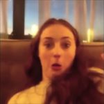 GAME OF THRONES . SOPHIE TURNER AND MASIE WILLIAMS FUN TIMES FUNNY MOMENTS MASUP