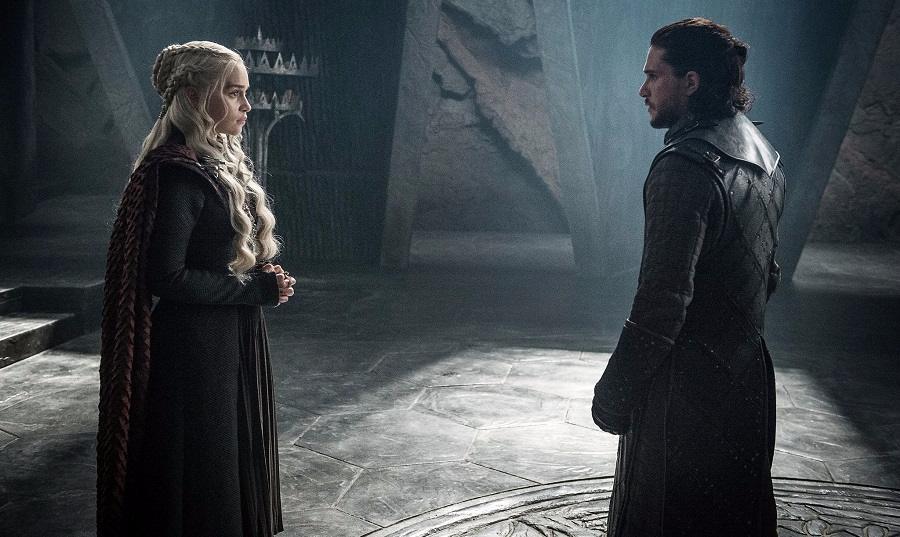 Redditor explains in detail why Game of Thrones will end with Jon Snow killing Daenerys Targaryen