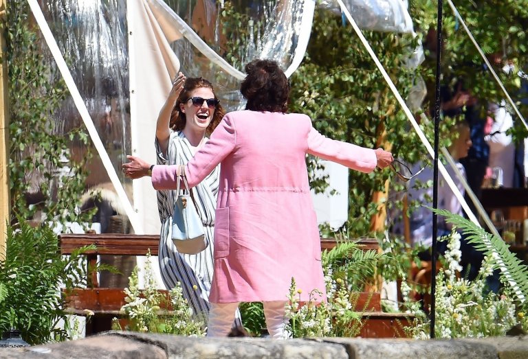 BGUK_1271825 - *PREMIUM-EXCLUSIVE* Aberdeen, SCOTLAND - MUST CALL FOR PRICING BEFORE USAGE - Newly Married Game of Thrones Stars Kit Harington and wife Rose Leslie seen having lunch with family and friends at Wardhill Castle. The Newlyweds looked really happy as they enjoyed a post-lunch with friends and family members at Wardhill Castle the day after they got married at Rayne Church in Scotland. Pictured: Kit Harington and Rose Leslie BACKGRID UK 24 JUNE 2018 UK: +44 208 344 2007 / uksales@backgrid.com USA: +1 310 798 9111 / usasales@backgrid.com *UK Clients - Pictures Containing Children Please Pixelate Face Prior To Publication*