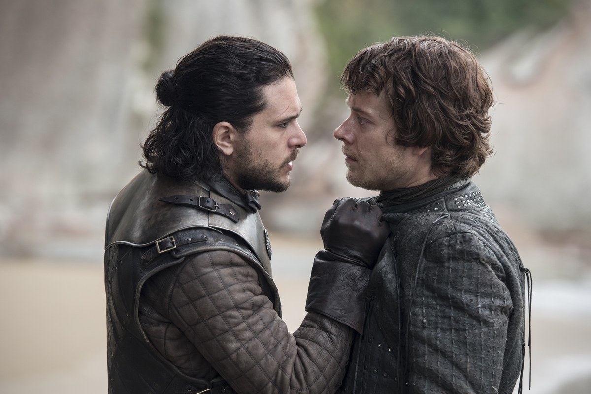 Jon-Snow-and-Theon-Greyjoy-in-The-Spoils-of-War-theon-greyjoy-40617800-1200-800