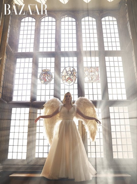 Picture: Harper???s Bazaar UK/ Richard Phibbs Sophie Turner stars on the cover of Harper???s Bazaar UK