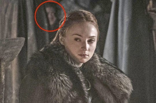 Sansa and creepy face in Game of Thrones
