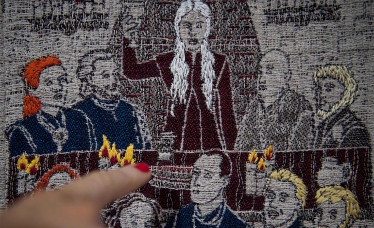 Fire and thread: Bayeux-inspired ‘Game Of Thrones’ tapestry unveiled in France