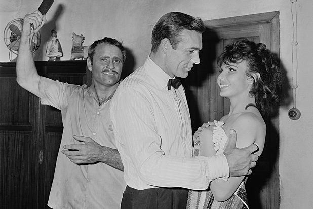 Nadja Regin Sean Connery Goldfinger