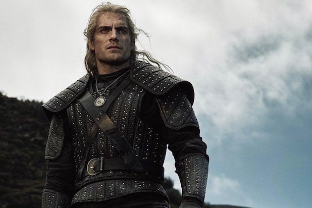 henry cavill explains geralt accent on the witcher netflix show
