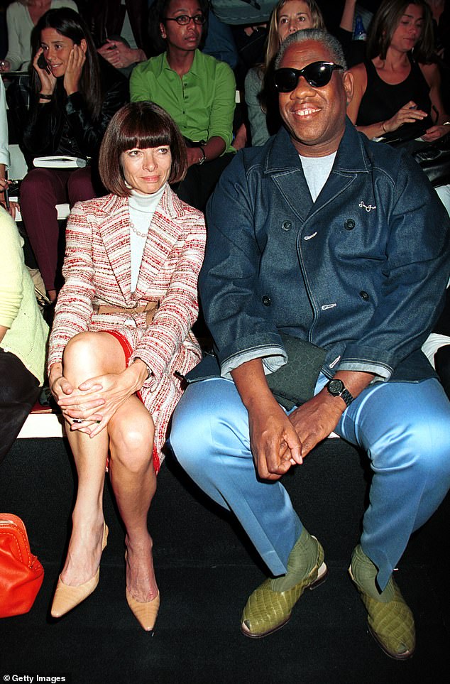 Vogue editors Anna Wintour and Andre Leon Talley attend the Donna Karan Spring 2001 collection in women's fashion during the "7th On Sixth" fashion show September 22, 2000