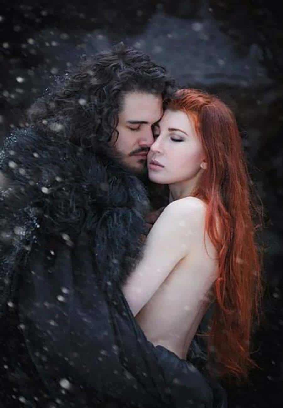 Check out this amazing Jon Snow-Ygritte cosplay!