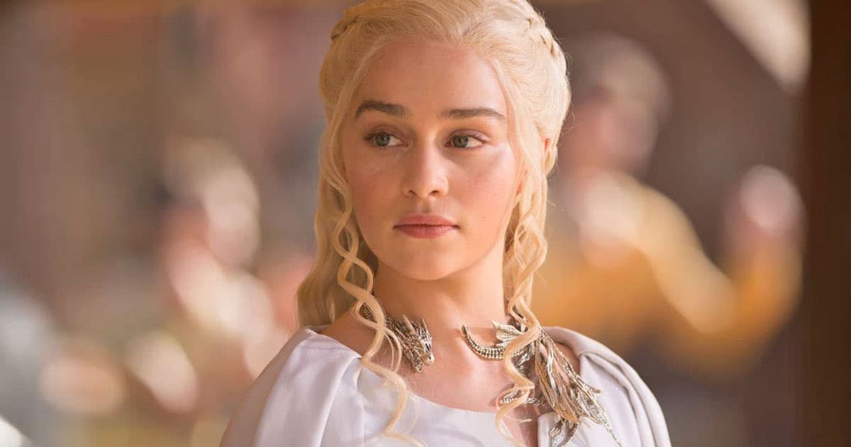 Game Of Thrones' 'Khaleesi' Emilia Clarke Stuck Into Toilet While Filming With Fake Blood On The Show
