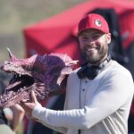 House of the Dragon showrunner wanted actors to “be holding on for dear life” to their dragon rigs