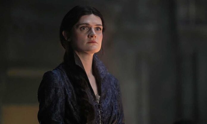 gayle-rankin-as-Alys-Rivers-in-House-of-the-Dragonv-season-2-Melisandre-1000x600.jpg